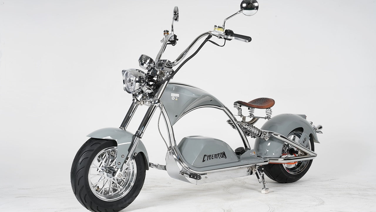 CYBERTRON 4000W Phantom Cruiser