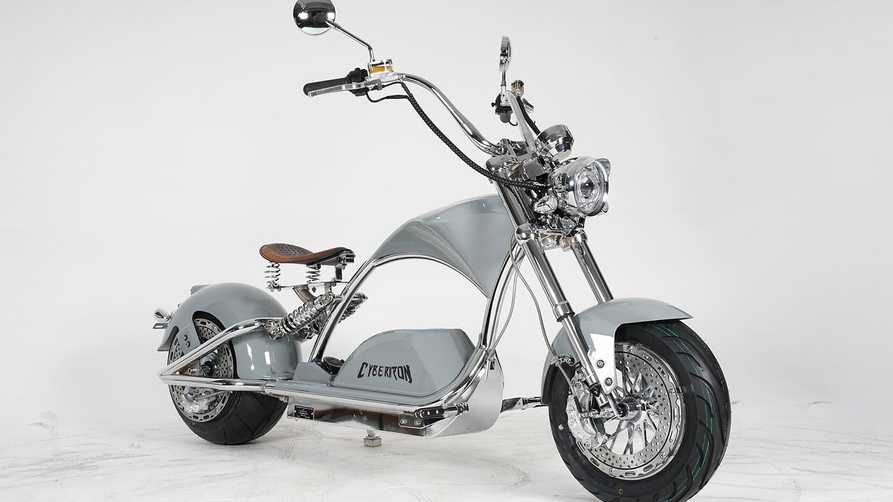 CYBERTRON 4000W Phantom Cruiser