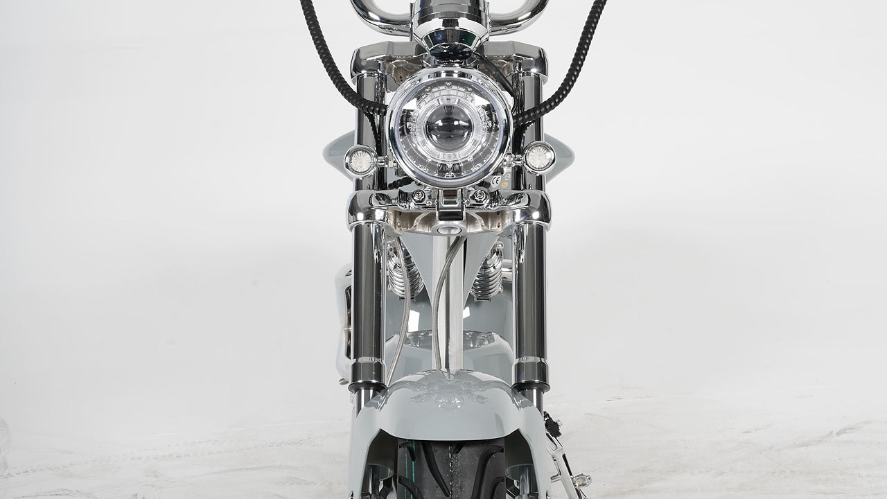 CYBERTRON 4000W Phantom Cruiser