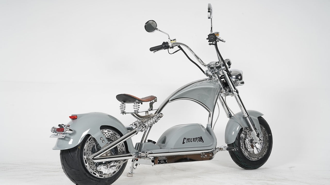 CYBERTRON 4000W Phantom Cruiser