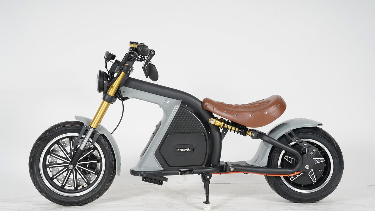 CYBERTRON M4K Urban Bolt