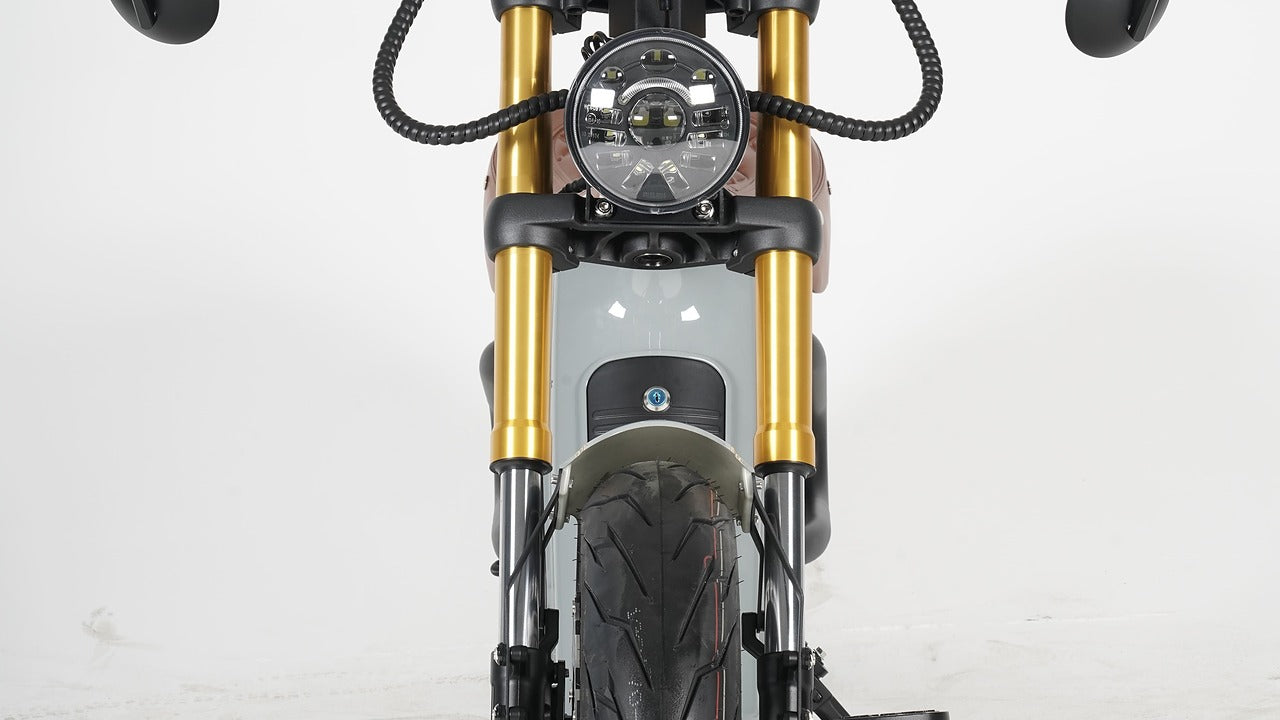 CYBERTRON M4K Urban Bolt