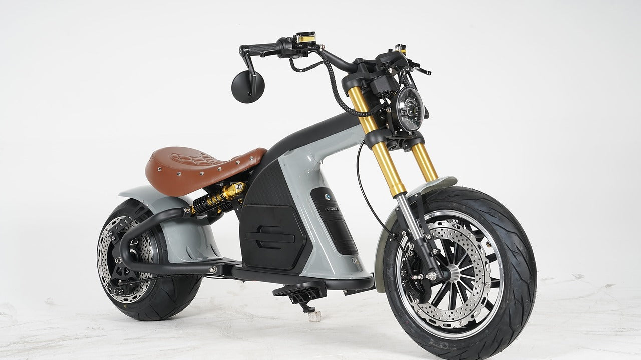 CYBERTRON M4K Urban Bolt