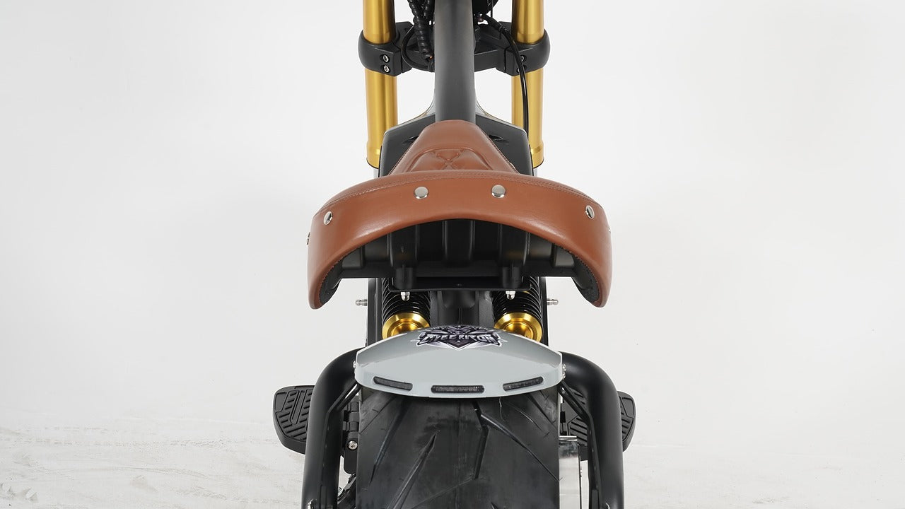 CYBERTRON M4K Urban Bolt